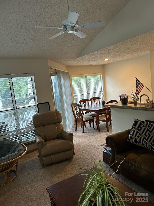 Building Photo - 6609 Reafield Dr