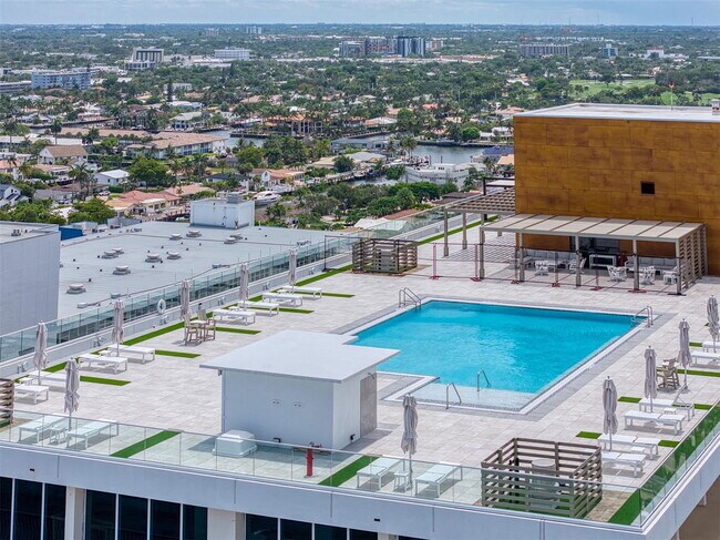 Building Photo - 4020 Galt Ocean Dr