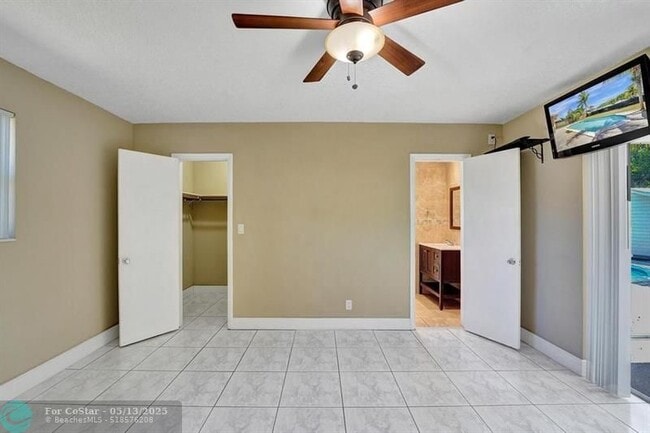 Building Photo - 5600 SW 8th St