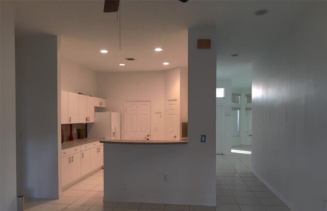 Building Photo - 14186 SW 32nd St