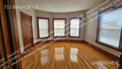 Building Photo - 712 Beech St