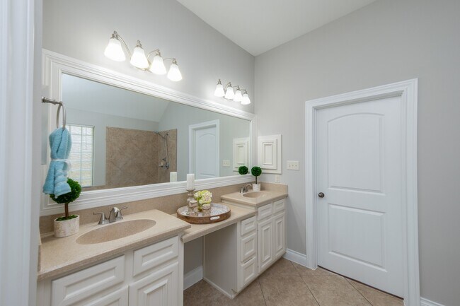 Building Photo - 27907 Brandy Creek Lane