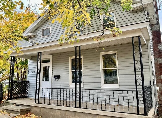 Building Photo - 146 W Cayuga St