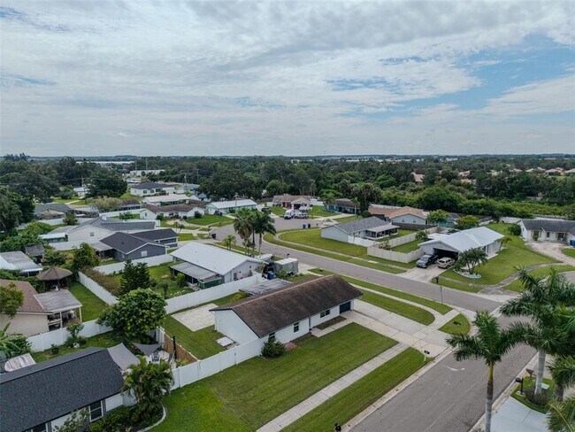 Building Photo - 504 Red Mangrove Ln
