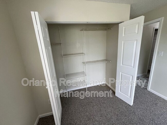 Building Photo - 4285 Solomon Dr