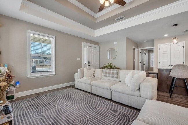 Building Photo - 4858 Sampler Dr