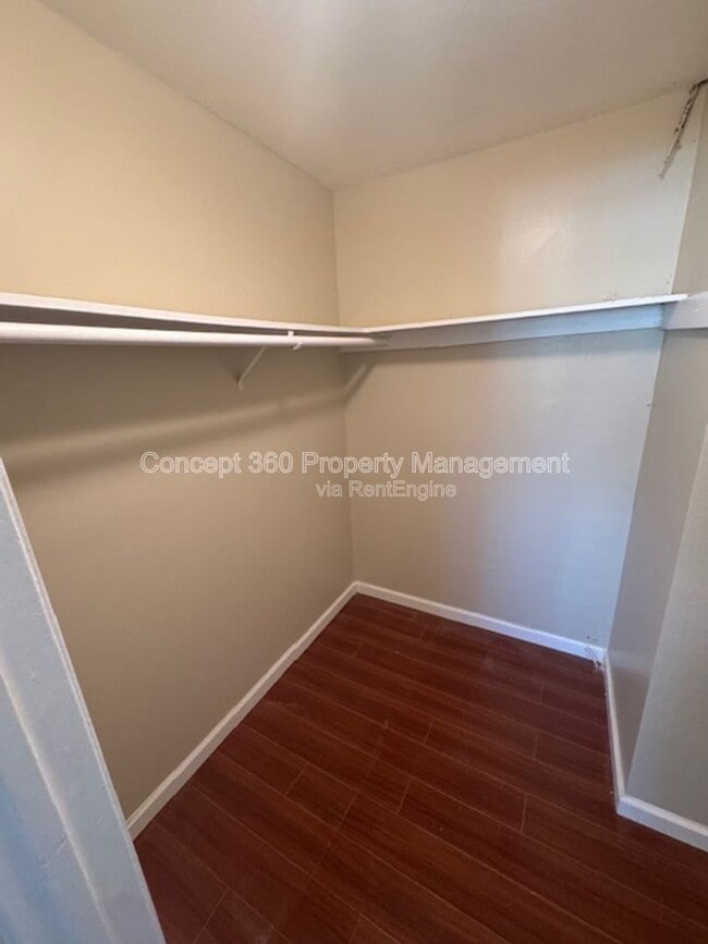 Building Photo - 2890 E Artesia Blvd