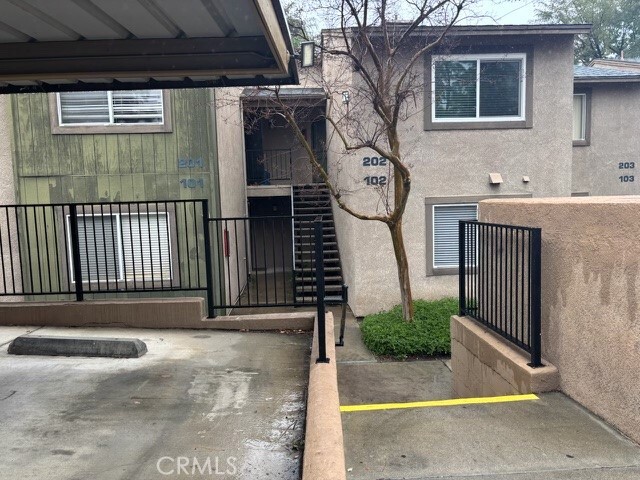 Building Photo - 2608 Avenida Del Vista