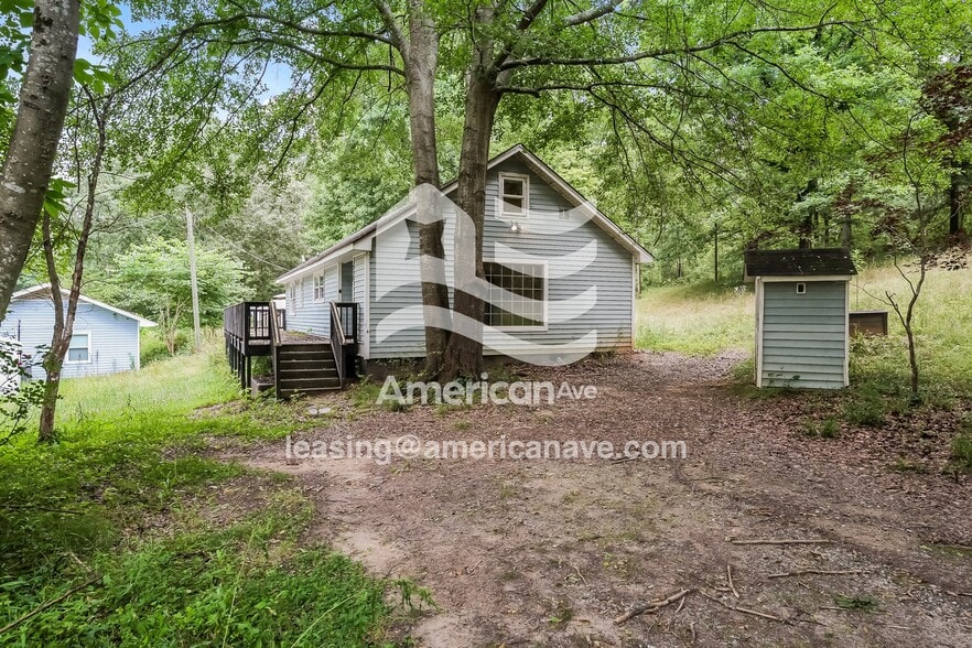 Building Photo - 235#A South Moore Road, 29644; #702470 - 702470