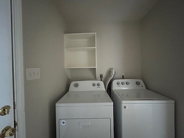 Building Photo - 1011 Sapphire St