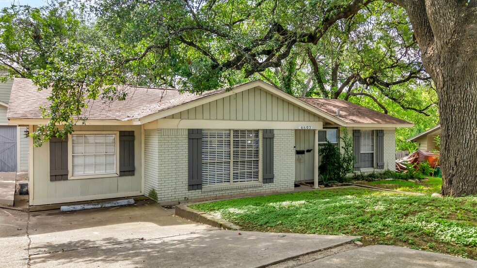 Building Photo - 4603 Lennox Dr