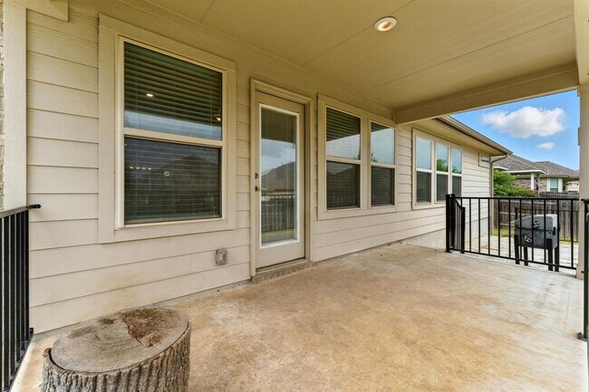 Building Photo - 237 Red Granite Dr