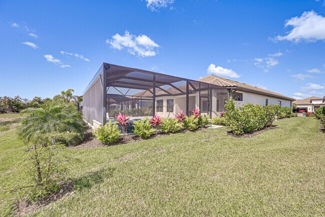 Building Photo - 15140 Pescara St