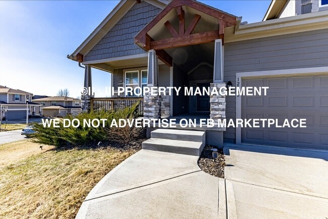 Building Photo - 12566 S Canyon Dr