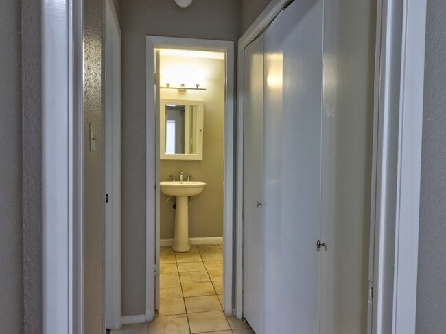 Building Photo - 9203 Danforth Way