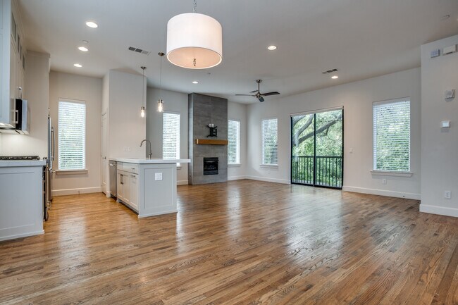 Building Photo - 4032 Herschel Ave