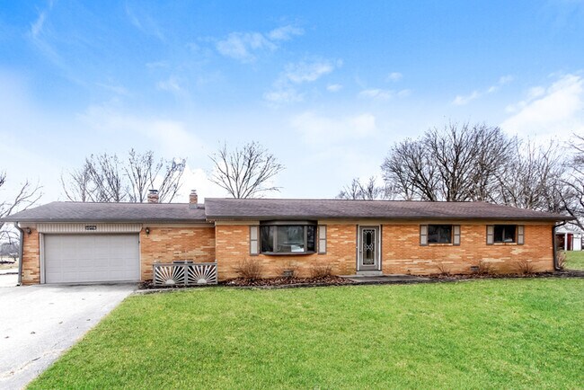Primary Photo - Wonderful 3 Bedroom Ranch