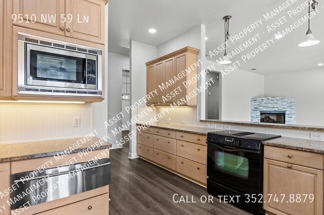 Building Photo - 9510 NW 59 Ln