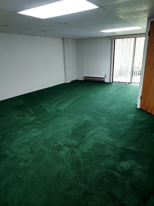 Building Photo - 2-3 Bedroom Townhouse for rent in Altoona