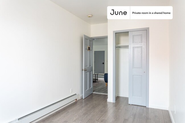 Building Photo - Room in Shared 4 bed/2 bath home