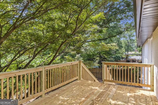Building Photo - 1523 Delia Dr