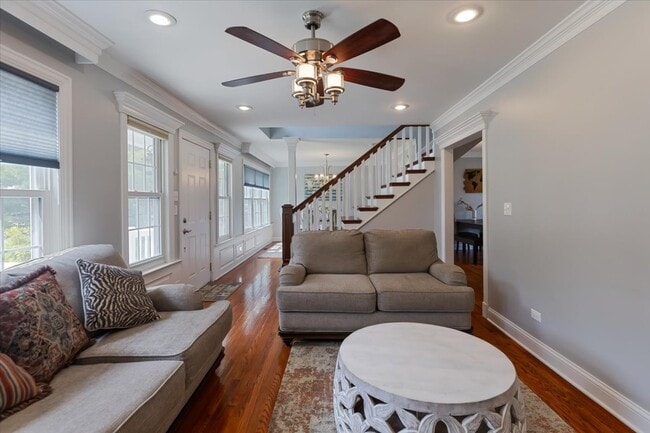 Building Photo - 927 S Charlotte St