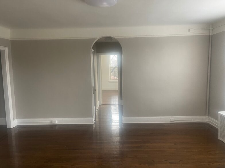 Building Photo - 1436 Lozier Pl