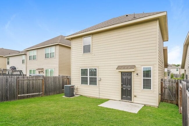 Building Photo - 2650 Camrola Wy