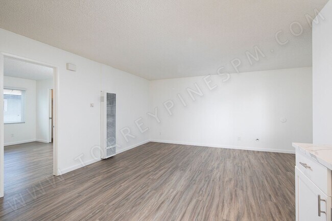 Building Photo - *OPEN HOUSE: 9/27 2-3PM* Gorgeous 2BR in H...