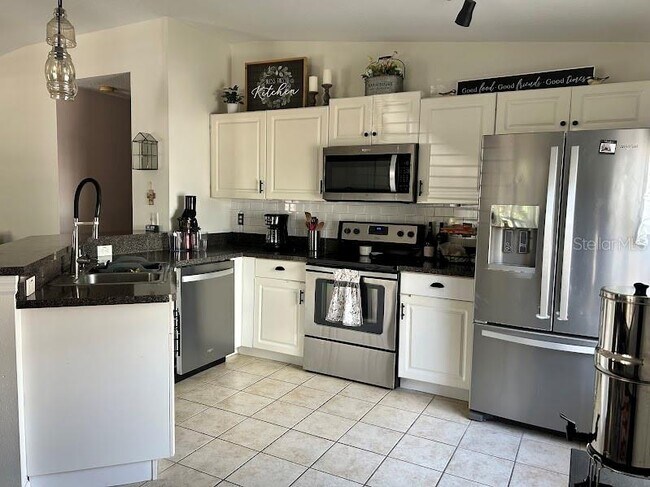 Building Photo - 1168 Bass Blvd