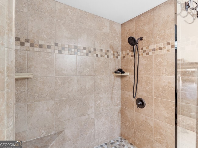 Building Photo - 1695 Whitley Rd