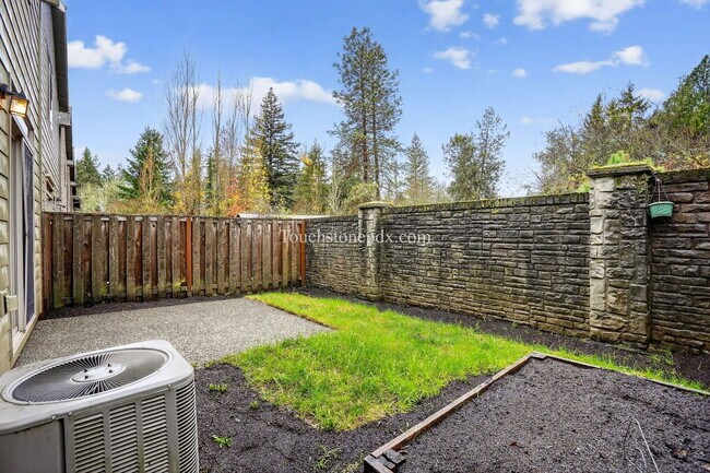 Building Photo - 1509 SW 175th Ave