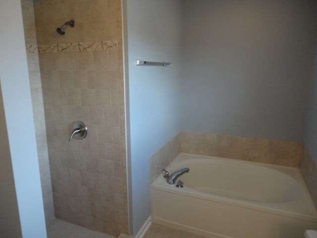 Building Photo - 125 Medford Cir