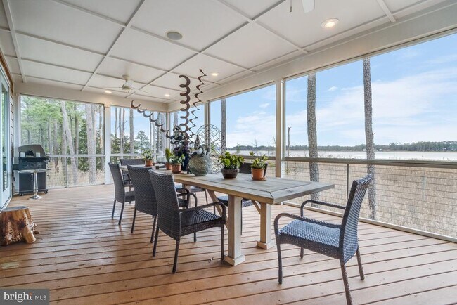 Building Photo - 34903 W Love Dr