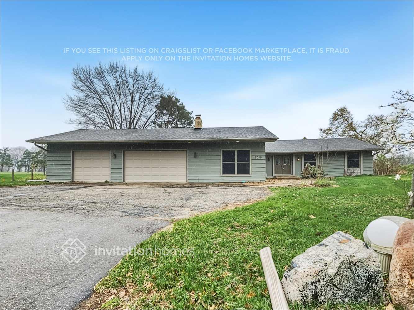 Building Photo - 7015 W Shadow Lake Dr