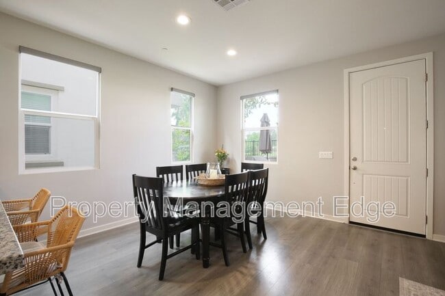 Building Photo - 4121 Sitio Flor