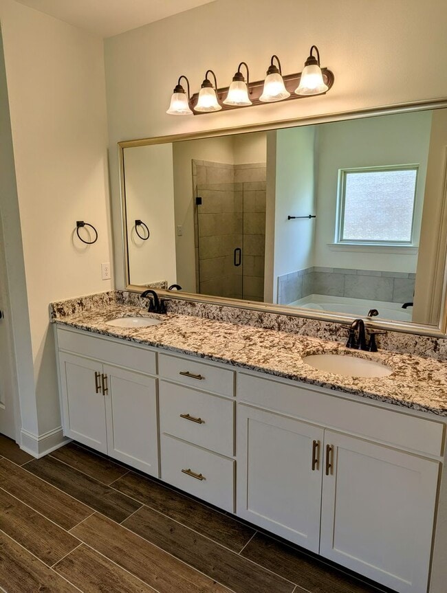 Building Photo - Gorgeous Home, Great location!!!