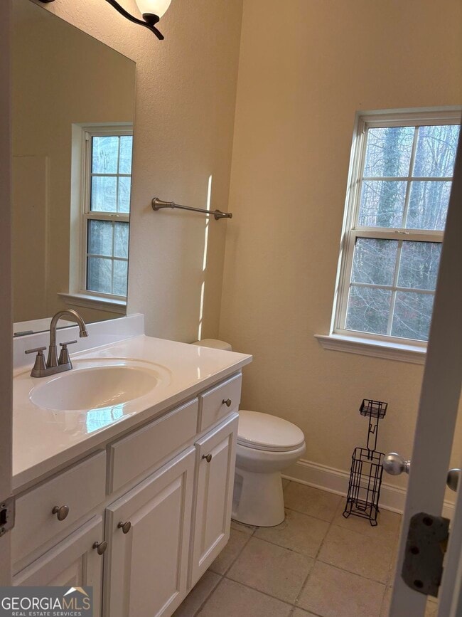 Building Photo - 74 Lockerbie Ct