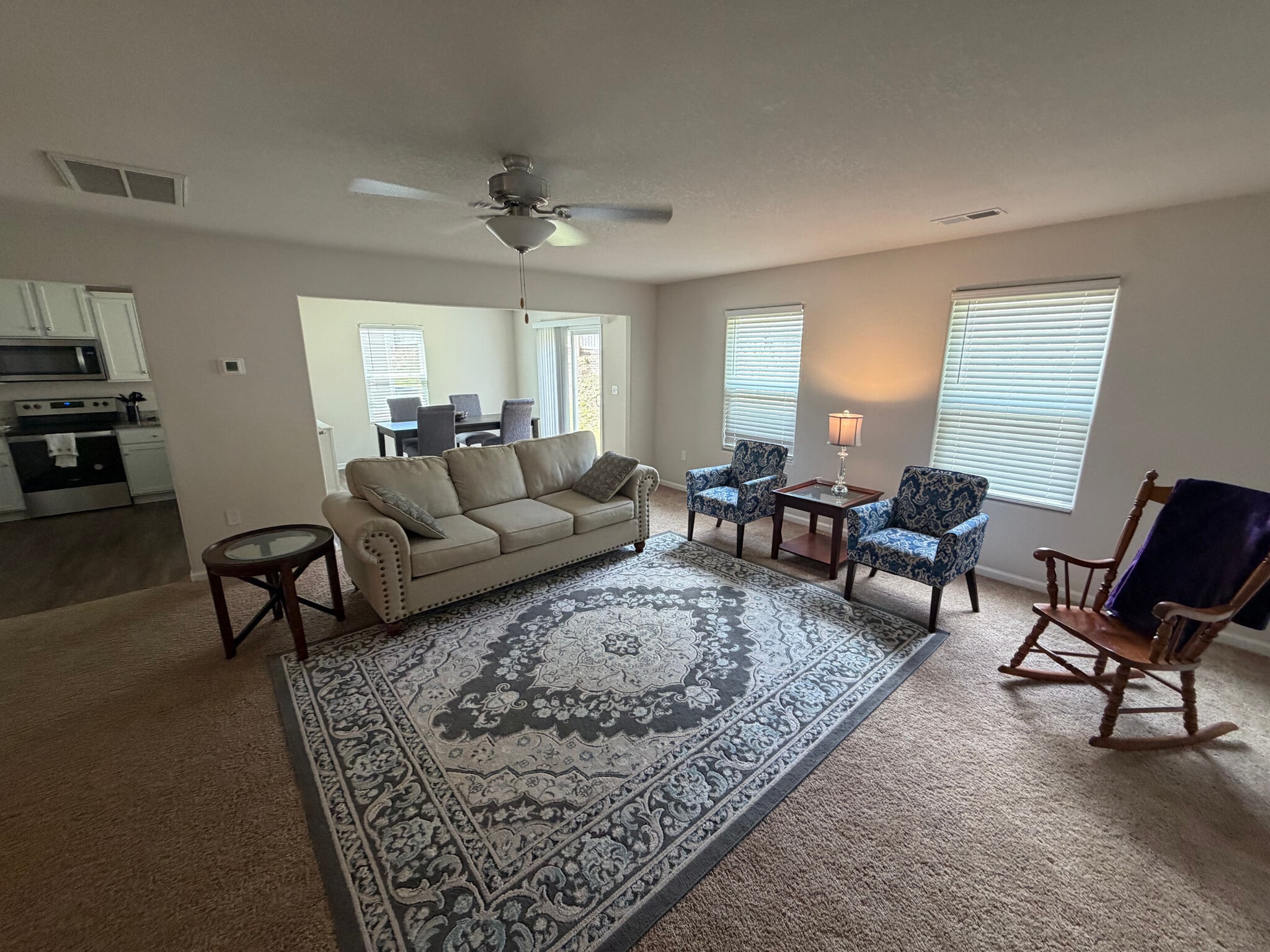 Building Photo - Room in House on Creedmore Hills Dr