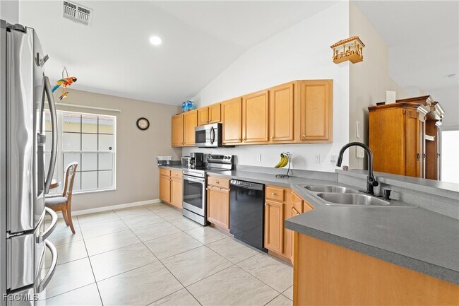 Building Photo - 8340 Gassner Way