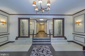 Building Photo - 1910 Kalorama Rd NW