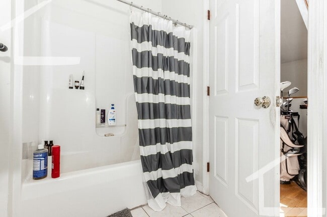 Building Photo - Large Townhouse in Allston, Parking Included, Laundry is in the Unit, Central Heat/AC, Deck