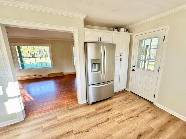 Building Photo - 2709 Countrywood Rd