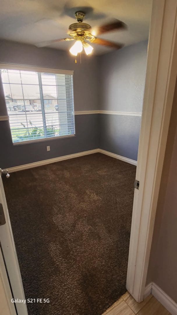 Building Photo - Immaculate 3 Bedroom 2 Bath House locate w...