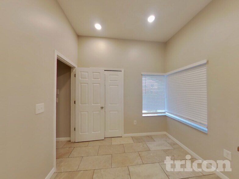 Building Photo - 4513 Tina Ln