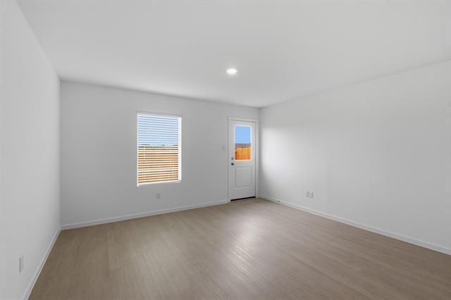 Building Photo - 6307 Sandpiper Ln