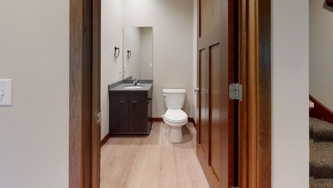 Building Photo - 1078 18th Ave SE