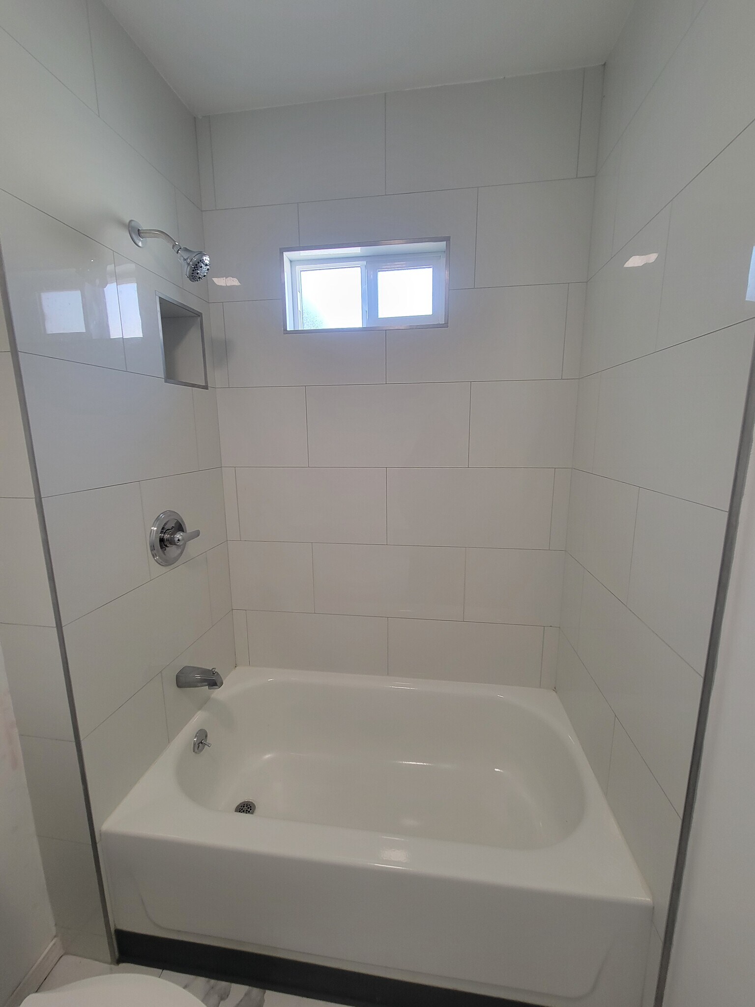 Building Photo - 7611 Seville Ave