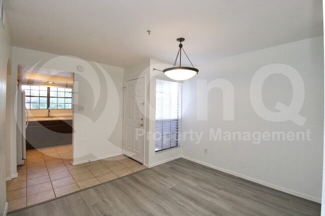 Building Photo - 5950 N 78th St