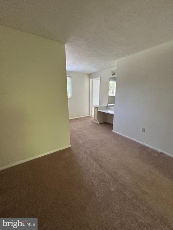 Building Photo - 16542 Sioux Ln
